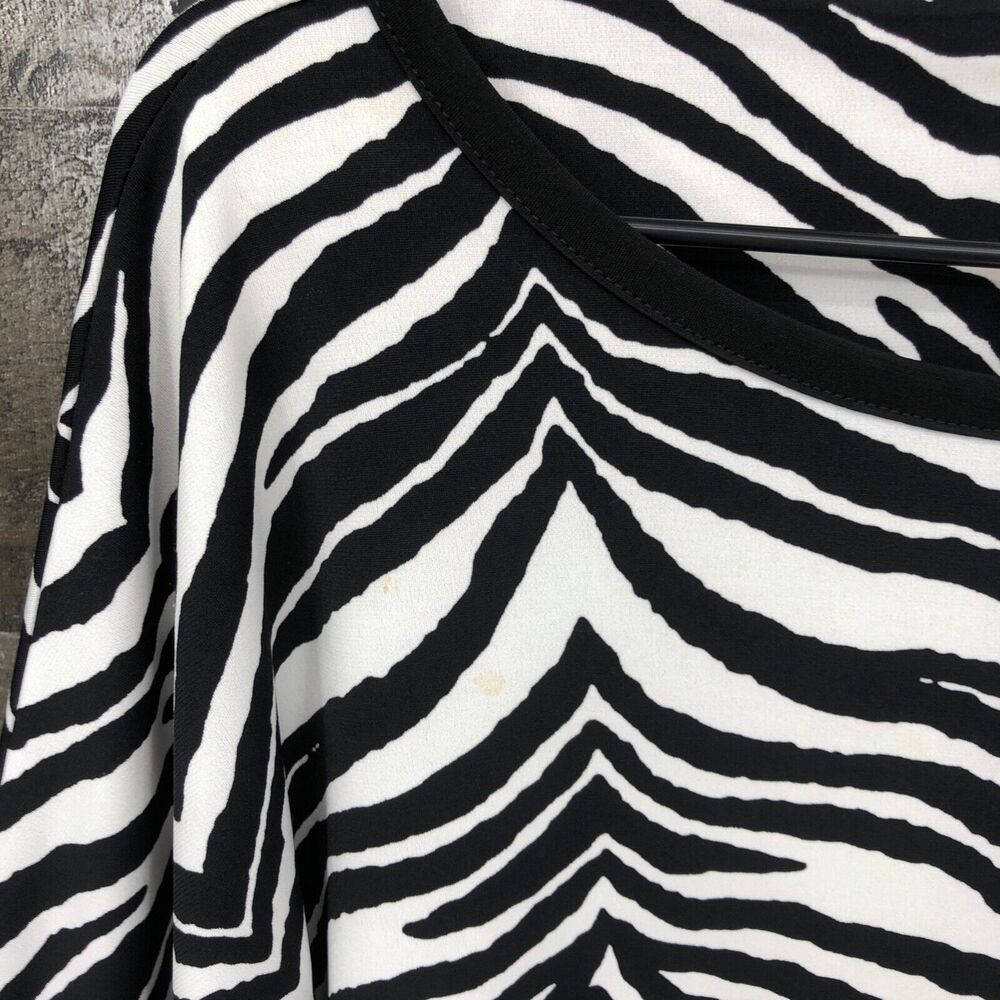 Chico's Women's Knit Kit Classic Zebra Top Blouse Size 0/S/4 Flowing Sleeves - Picture 6 of 9